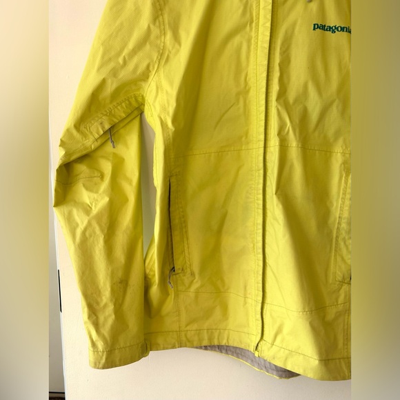PATAGONIA Torrentshell Rain Jacket | Size Small - Picture 8 of 16